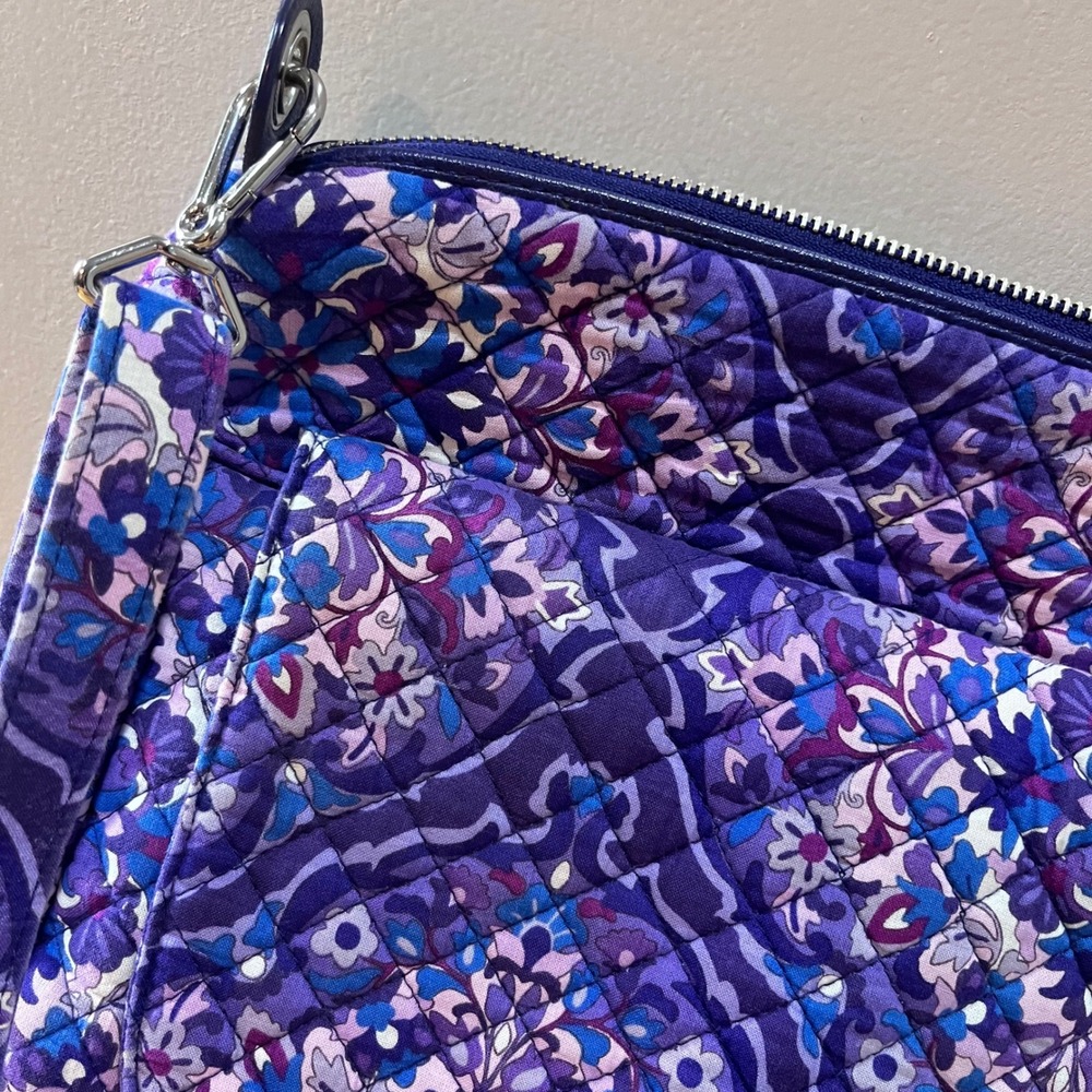 Vera Bradley Purple Floral Paisley Quilted Carson Crossbody Shoulder Bag Boho - Picture 3 of 9